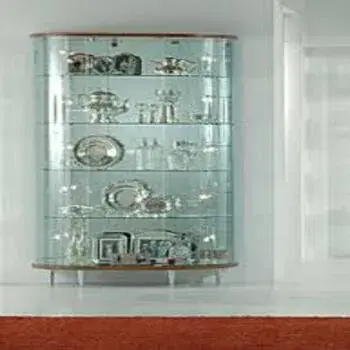 glass-cupboard1-4968668-31780.webp