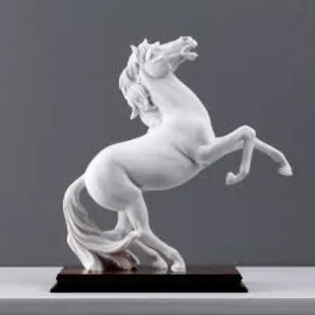 marble-horse-statue31-6836658-2240.webp